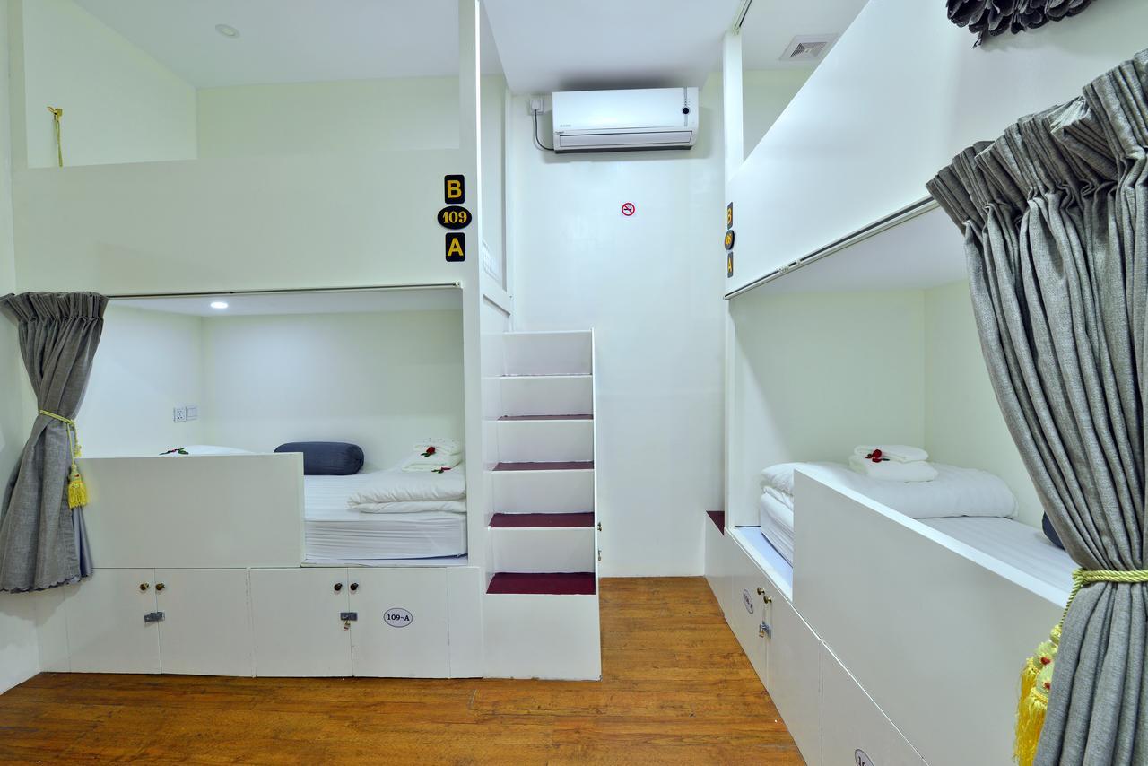 Backpacker Hostel (Adults Only) Yangon Extérieur photo